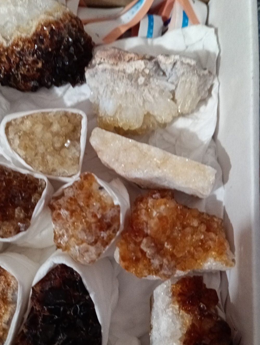 Citrine Cluster Lot Of 24 Crystals - Picture 3 of 5
